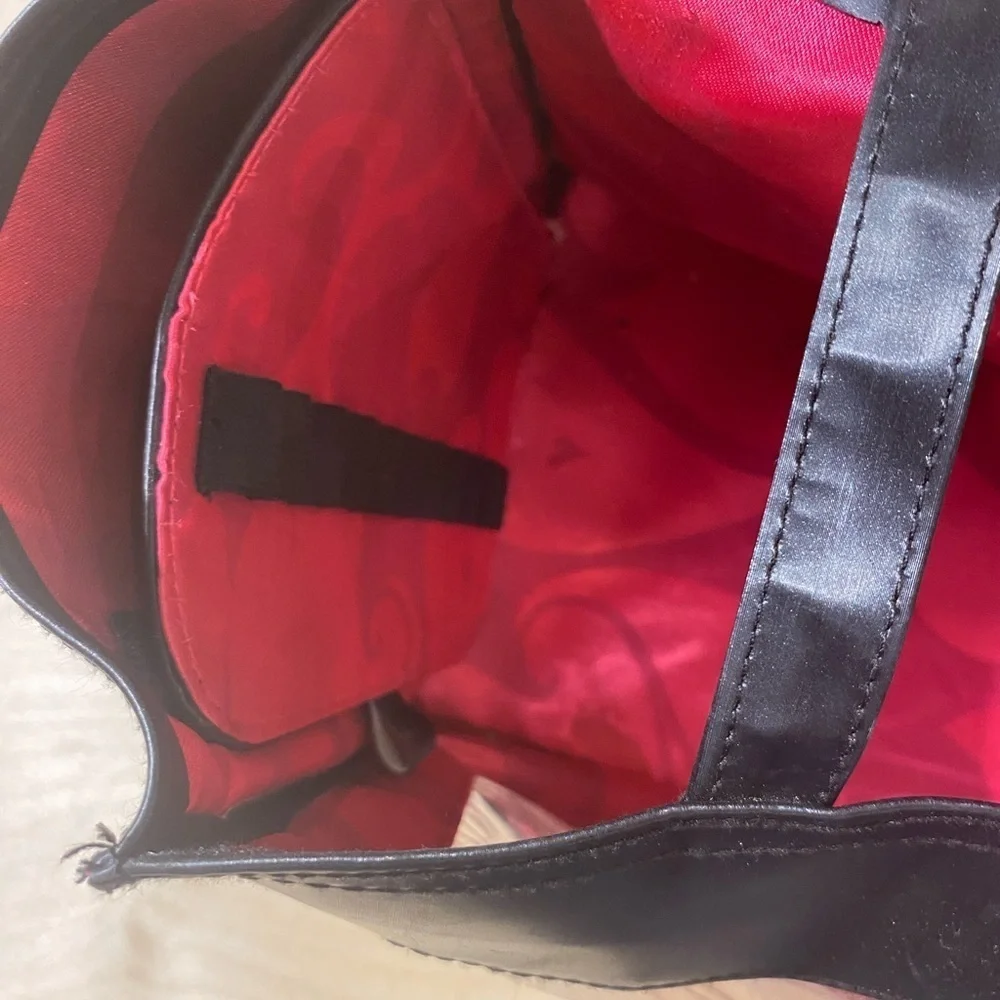 Mary Kay Signature Black and Red Make Up Tote Bag (MV)